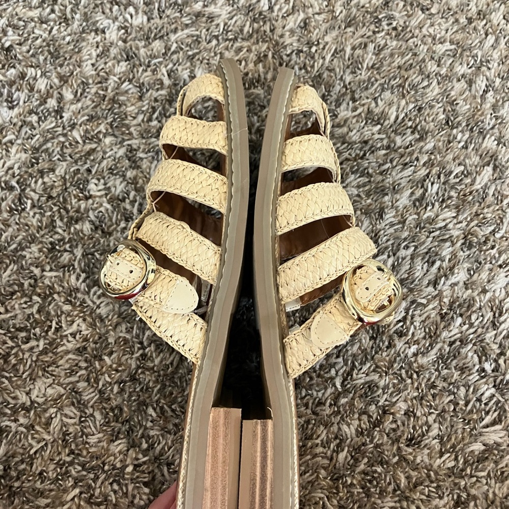 Dolce vita Women’s Tan Sandals 9 nwot - Picture 2 of 5